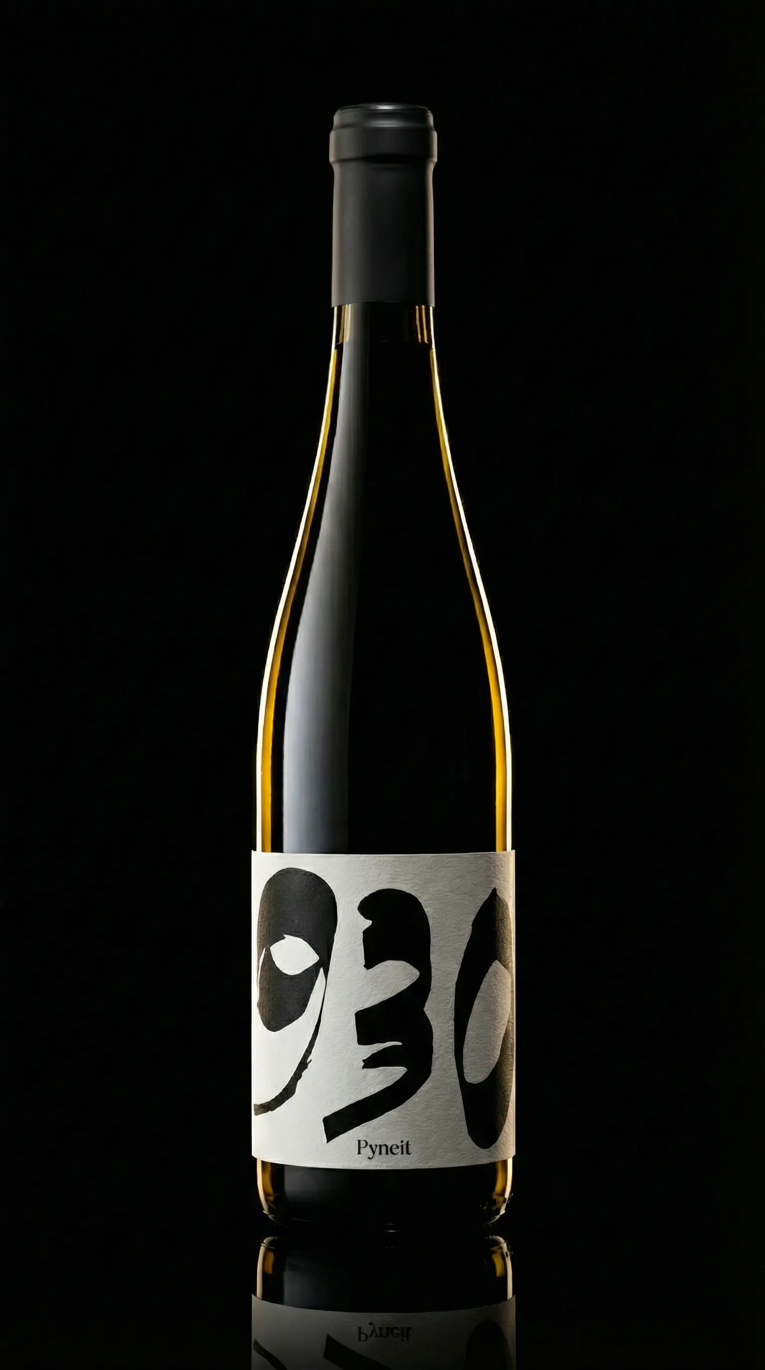 Pyneit 930 Weinflasche